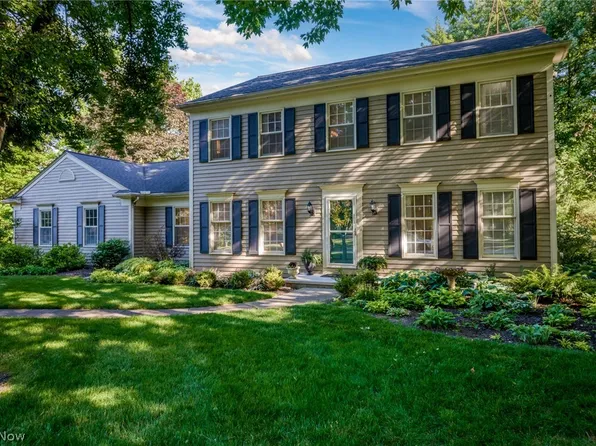 1708 Stonington Dr, Hudson, OH 44236