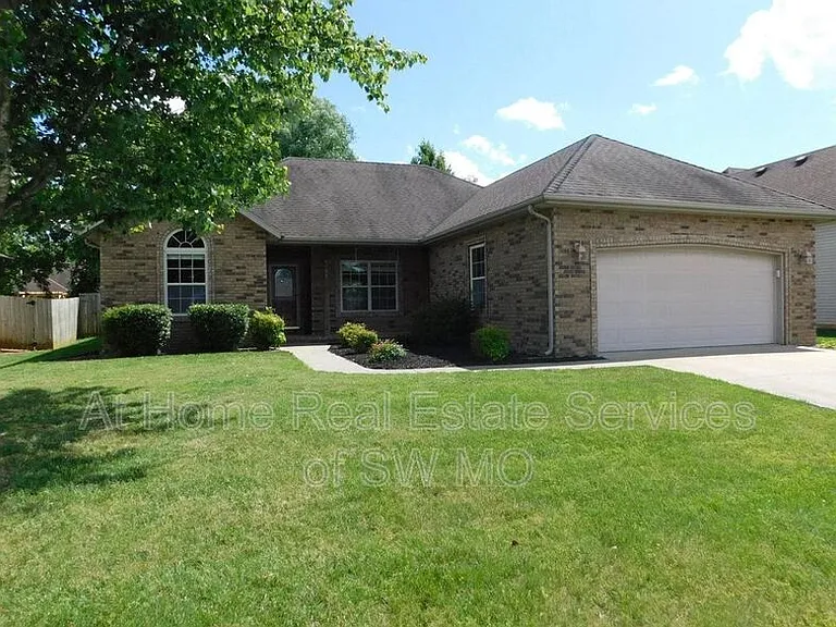 4700 W Meadowlark St — Photo 1