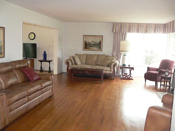 2nd image of 1435 Rubio Dr