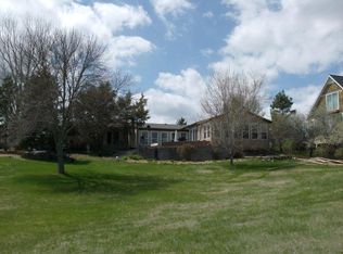 127464 W Shore Dr, Aberdeen, SD 57401