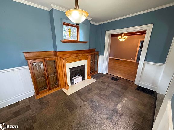 5th image of 832 N 5th St