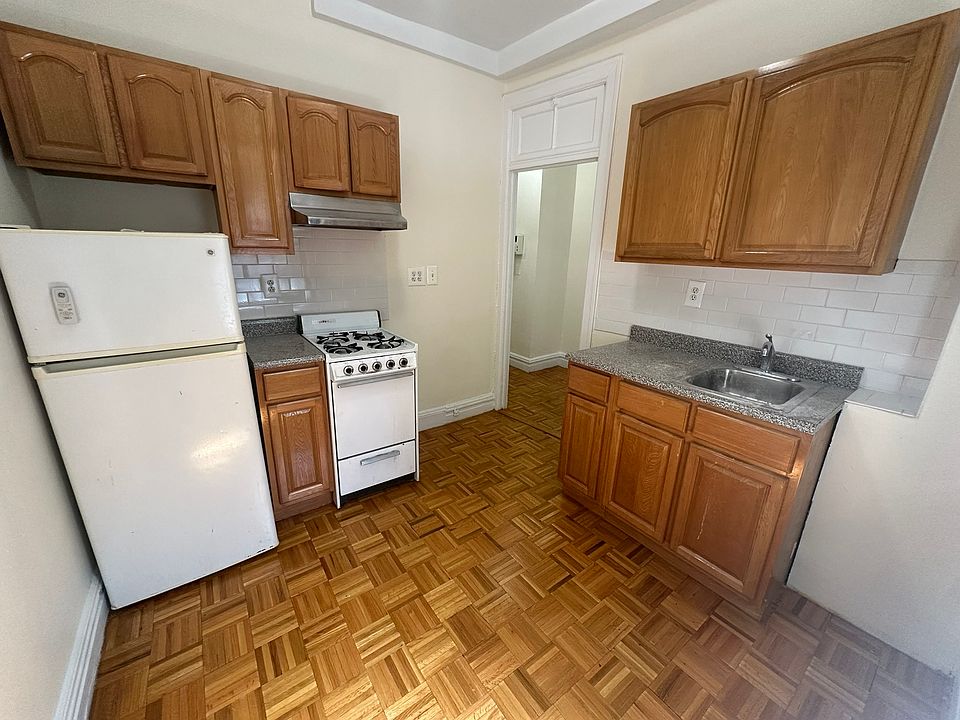 1st image of 515 E 78th St APT 1c