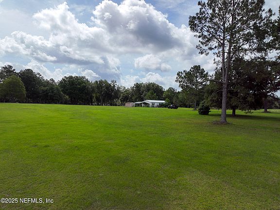 5th image of 1943 SE 240TH Terrace