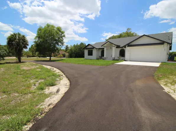 10827 Greenway Rd, Naples, FL 34114
