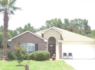 9811 Chapel Hill Dr, Denham Springs, LA 70706