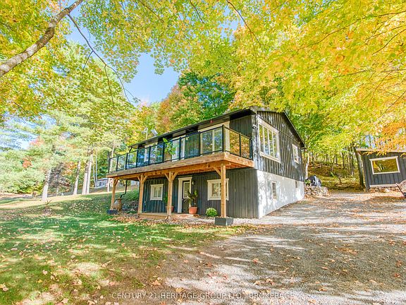 3rd image of 10874 Canoe Lake Rd