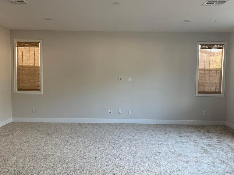 9871 Skylar Ave — Photo 16