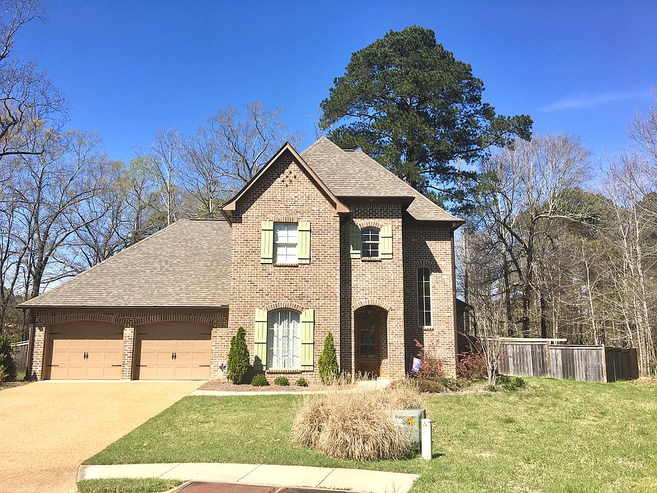 1st image of 317 Woodlands Green Pl