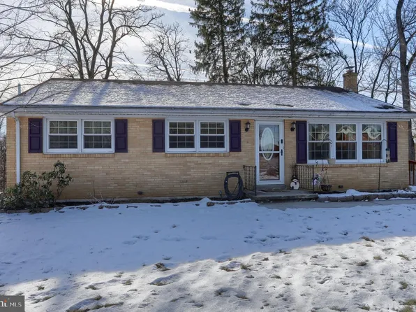 3032 Tunnel Hill Rd, Lebanon, PA 17046