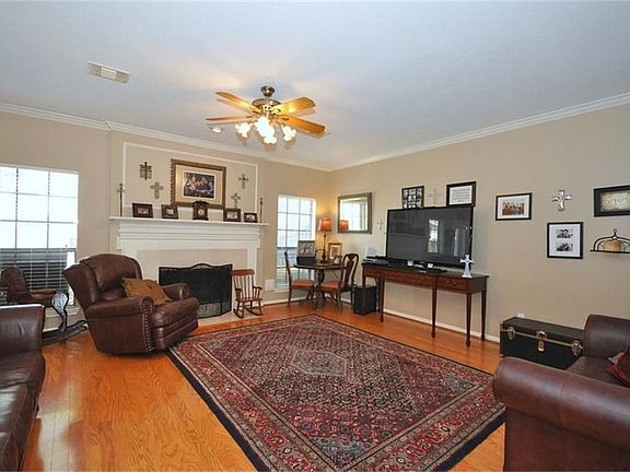 5th image of 7602 Clover Canyon Cir