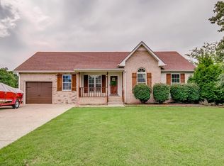 2004 Skyline Dr, Goodlettsville, TN 37072