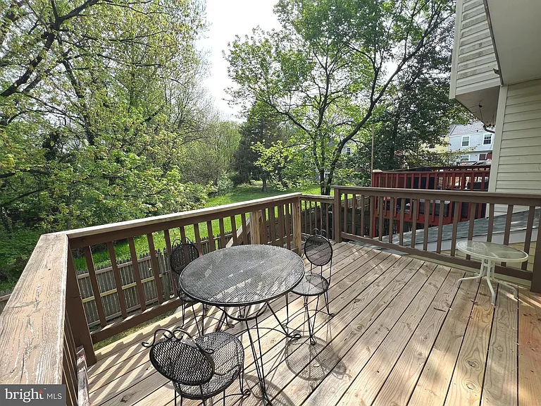 1679 Colonial Way — Photo 29