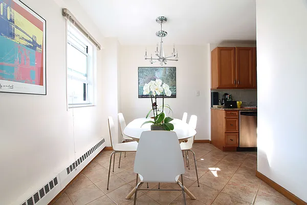 Rented by Compass | media 7