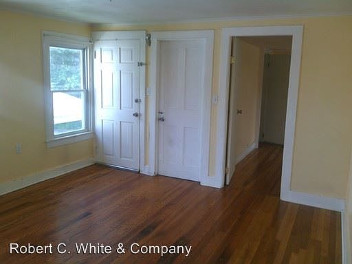 4th image of 68 Bank St