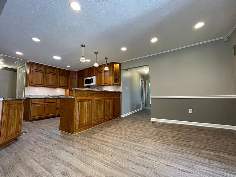 1116 Robinson Rd — Photo 8