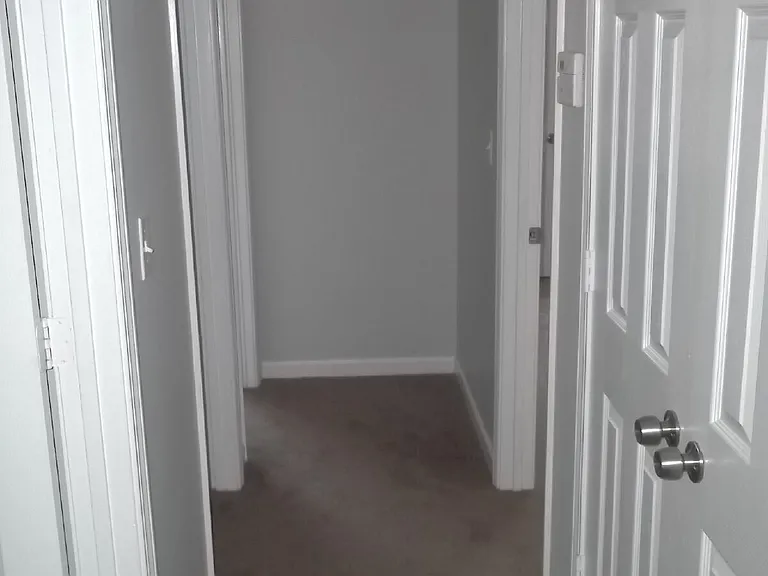 610 Waynes Ct SE — Photo 14