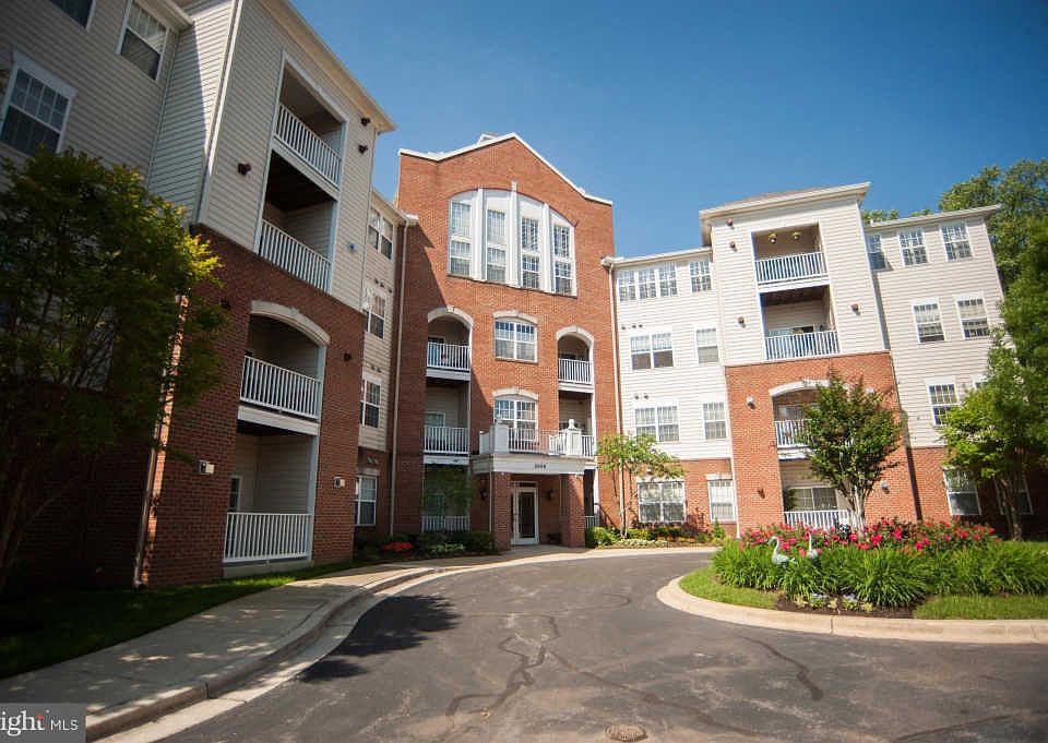 1st image of 2606 Chapel Lake Dr APT 206