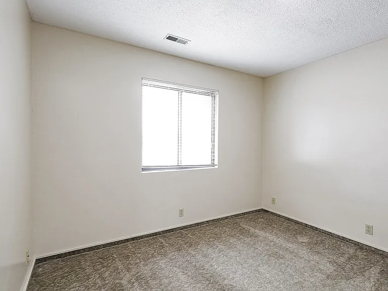 1235 B St #2 — Photo 24