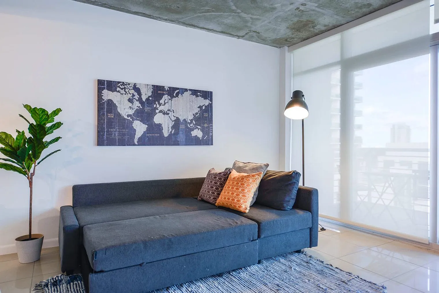 1 bed, 1.0 bath, 731 sqft, $3,319 — Photo 4