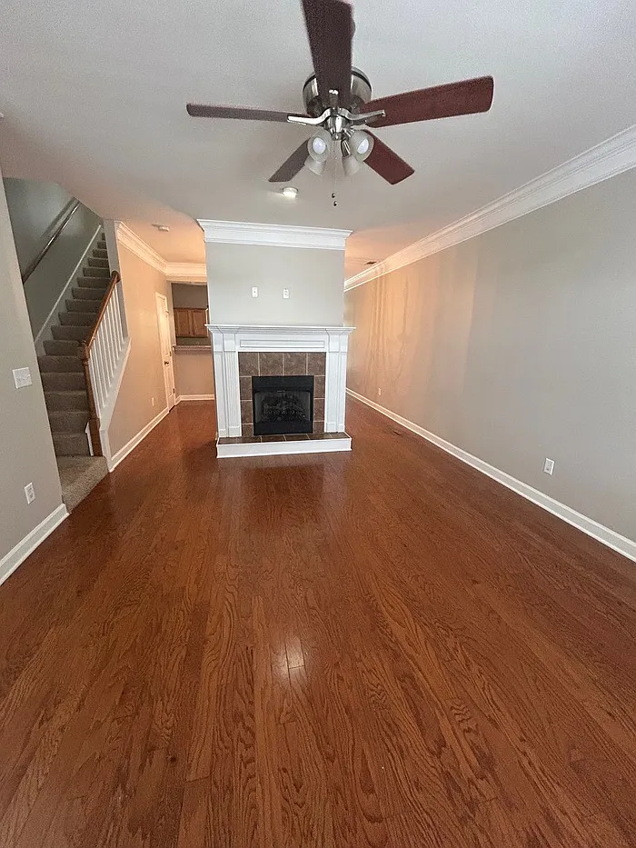2 bed, 2.5 bath, 1420 sqft, $2,150 — Photo 4