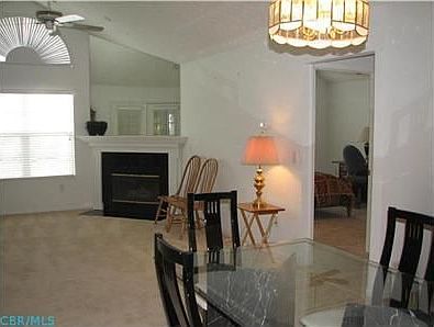 4th image of 391 Bear Woods Dr