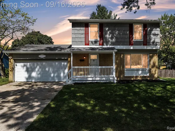 39202 Dillingham St, Westland, MI 48186