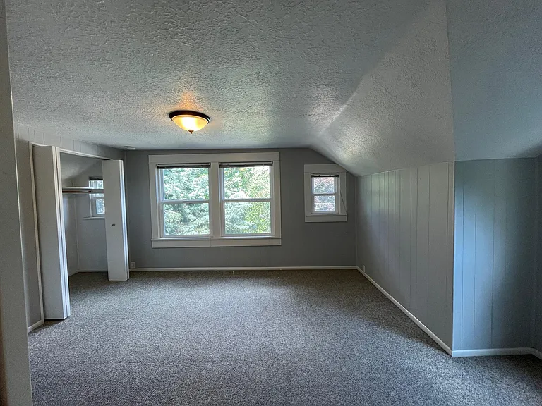 3590 SE Harrison St — Photo 11