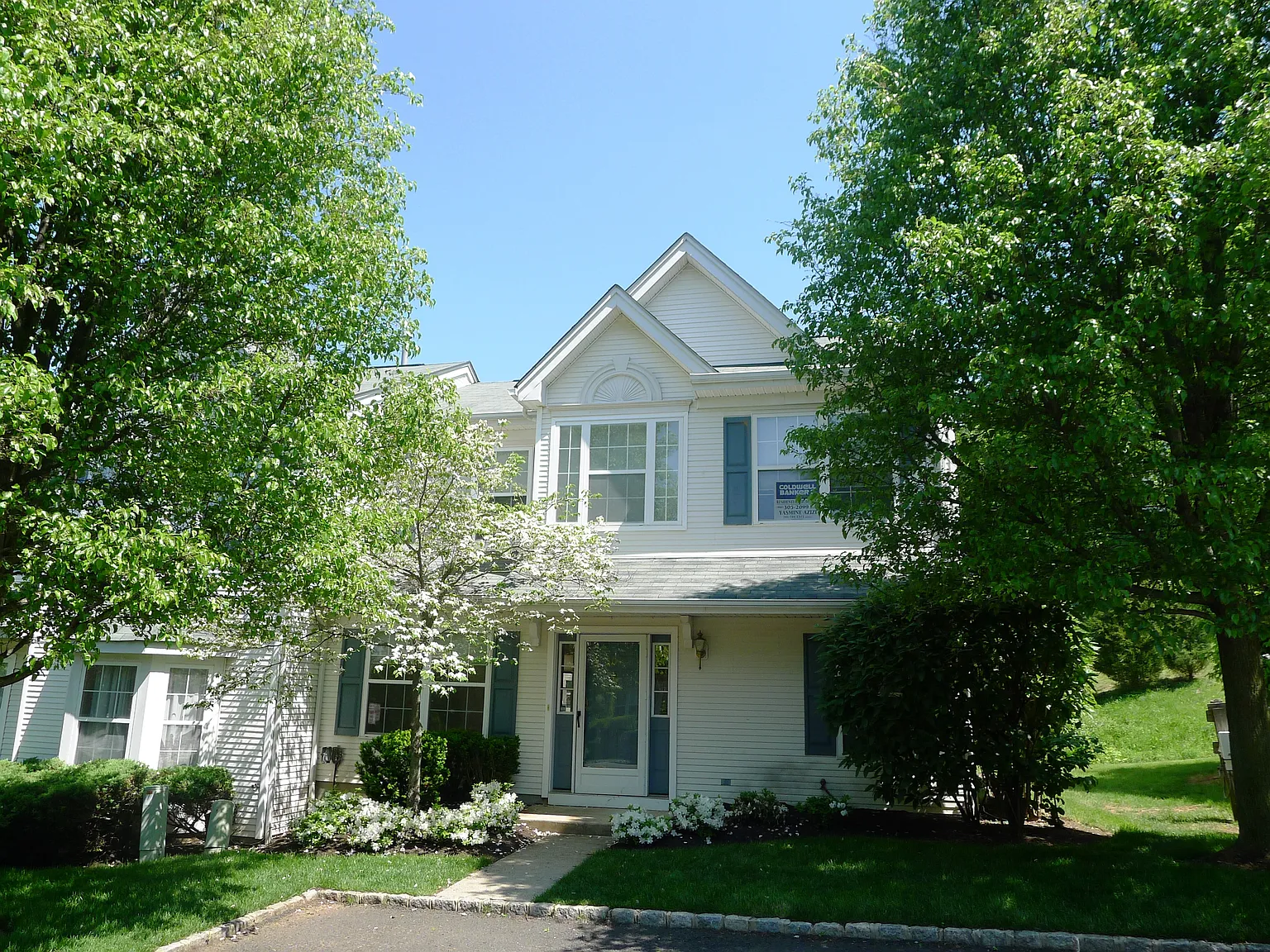 2 bed, 2.5 bath, 1347 sqft, $3,300 — Photo 1