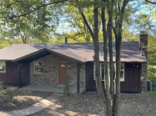 303 Elkhorn Rd, Monaca, PA 15061