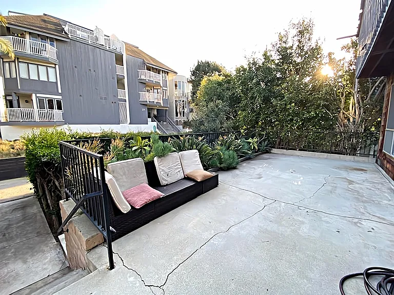 25 Westwind St #1 — Photo 11