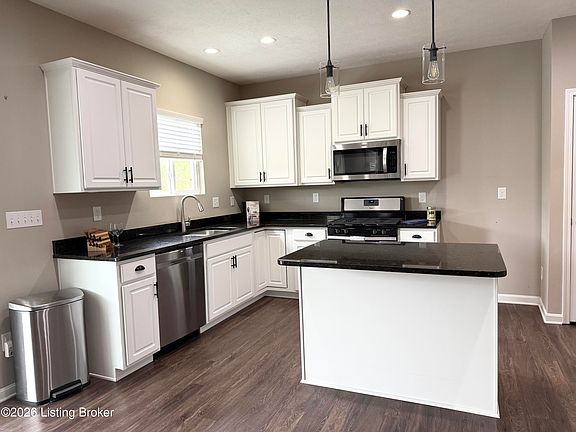 3rd image of 6900 Penn Creek Ct