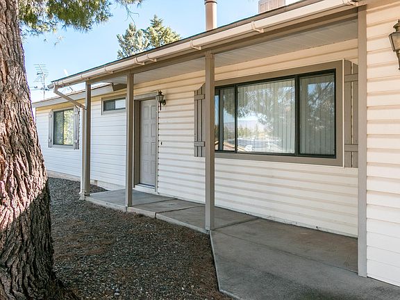 3rd image of 4179 E Navajo Dr