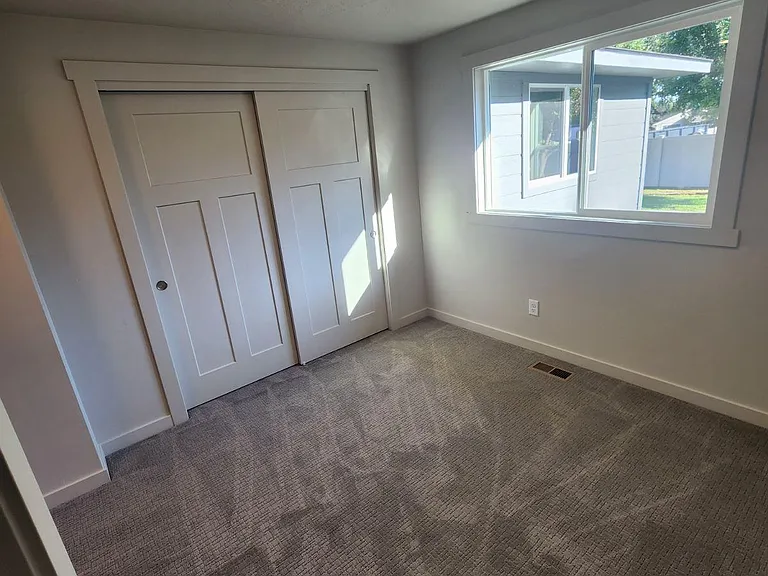 5160 S Greenacres Pl — Photo 18