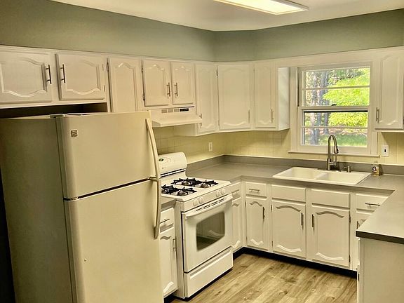5th image of 73 Whitaker Drive