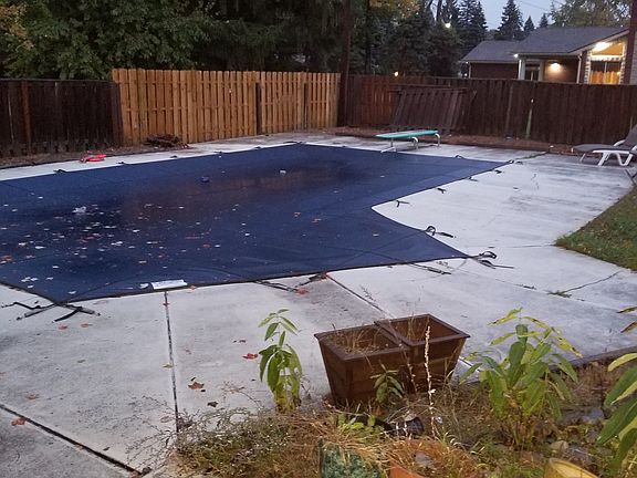 3rd image of 321 Whitefield Ct