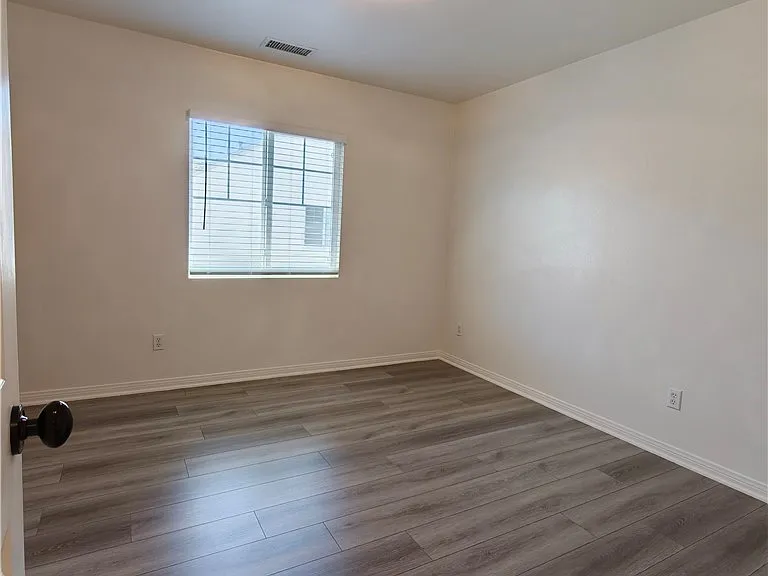 15765 Lindbergh Ave — Photo 21