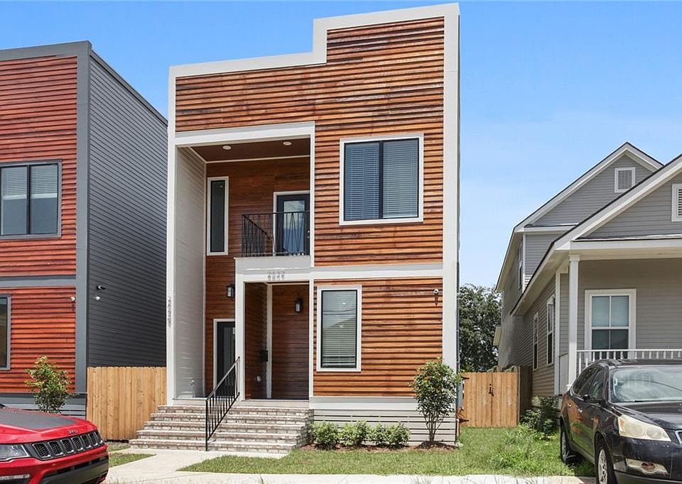 1st image of 2637 39th St