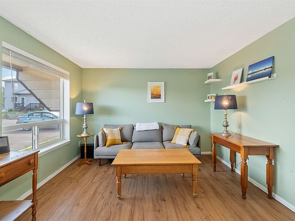 4th image of 250 Harvest Drive UNIT 250