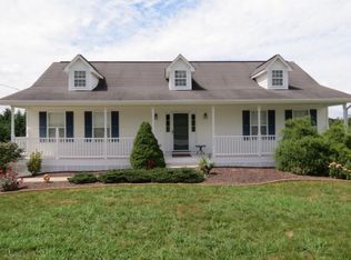 154 Bob Davis Rd, Gray, TN 37615
