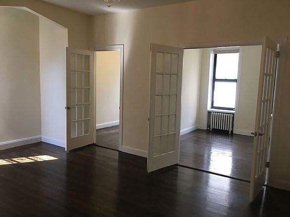 4th image of 416 E 89th St APT 5F