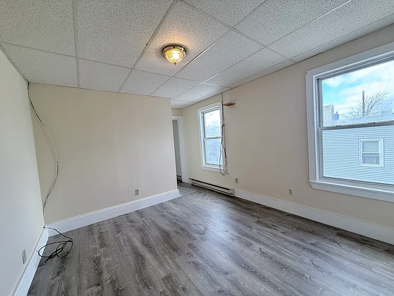 7 Cottage St #2 — Photo 8