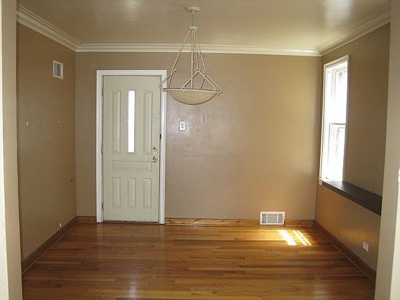 5th image of 1505 S 60th Ct
