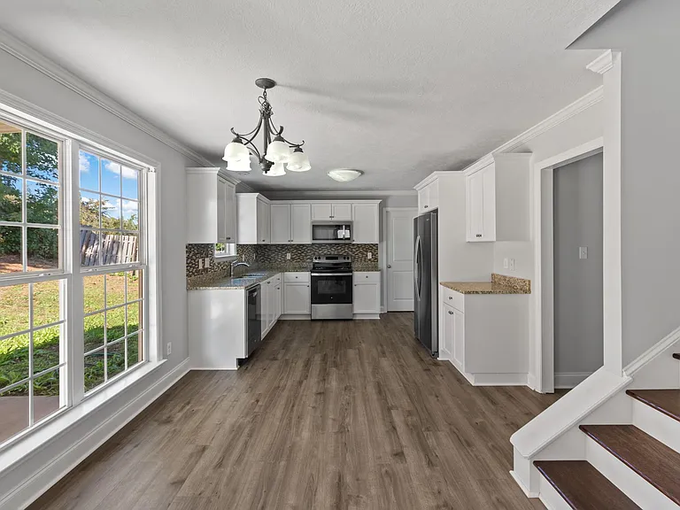 609 Brighton Cir — Photo 27