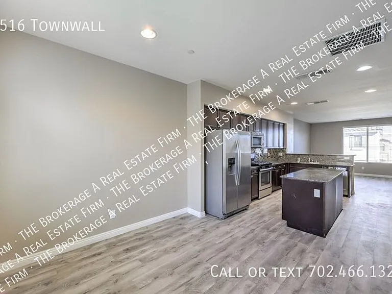 4516 Townwall — Photo 12