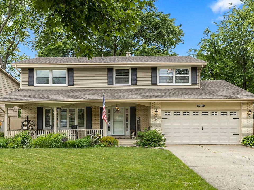 1st image of 6S110 Carlyle Ct