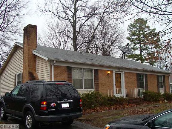 2nd image of 502 Leitzel Ave