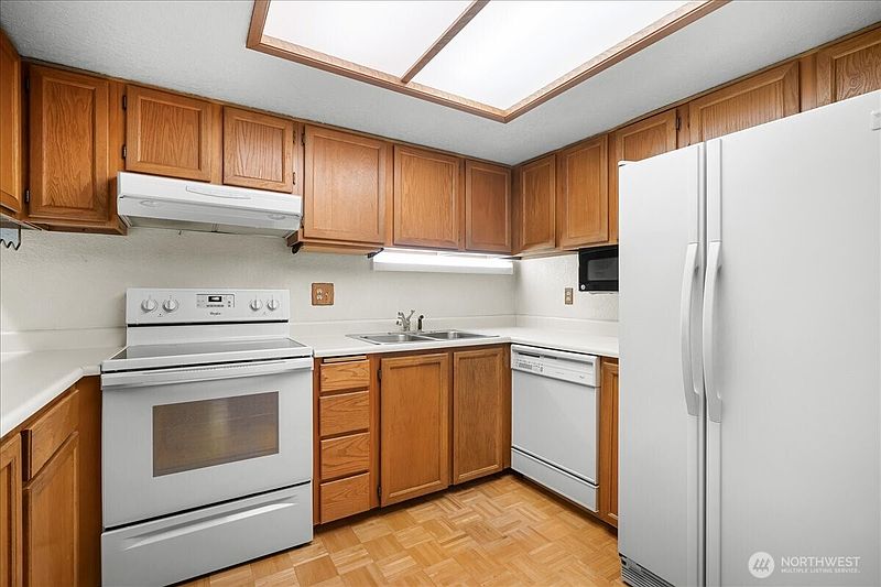 5th image of 11532 SE 173rd Street #53