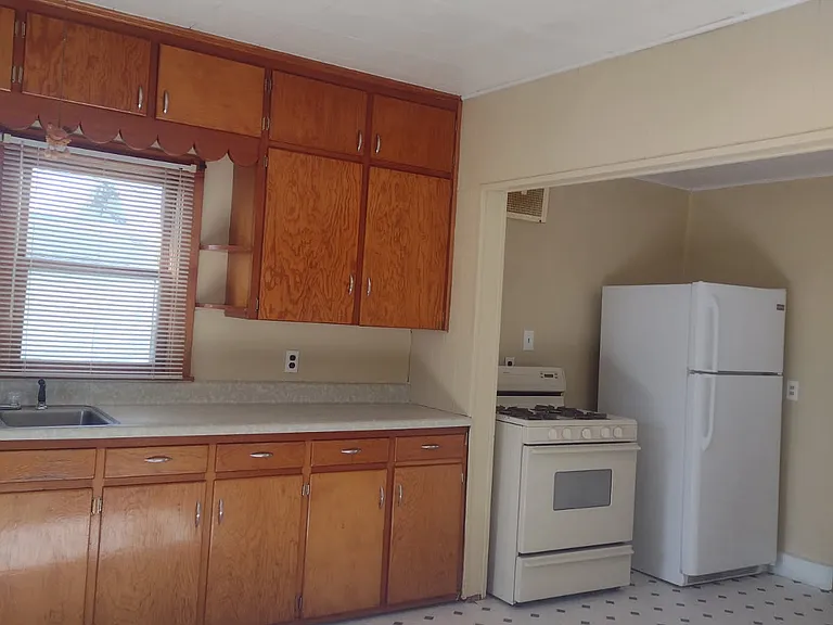 303 N Grant St — Photo 7
