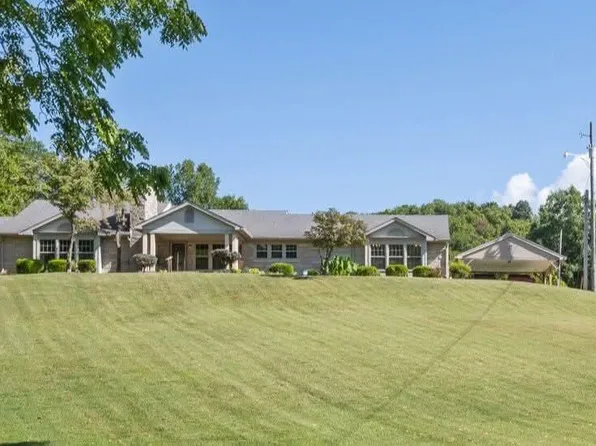 5607 Blevins Gap Rd, Louisville, KY 40272