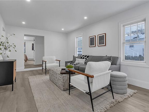 5th image of 115 Campbell Ave
